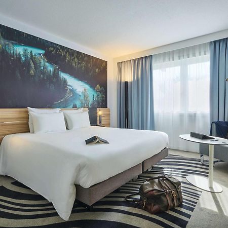Novotel Massy Палезо Экстерьер фото