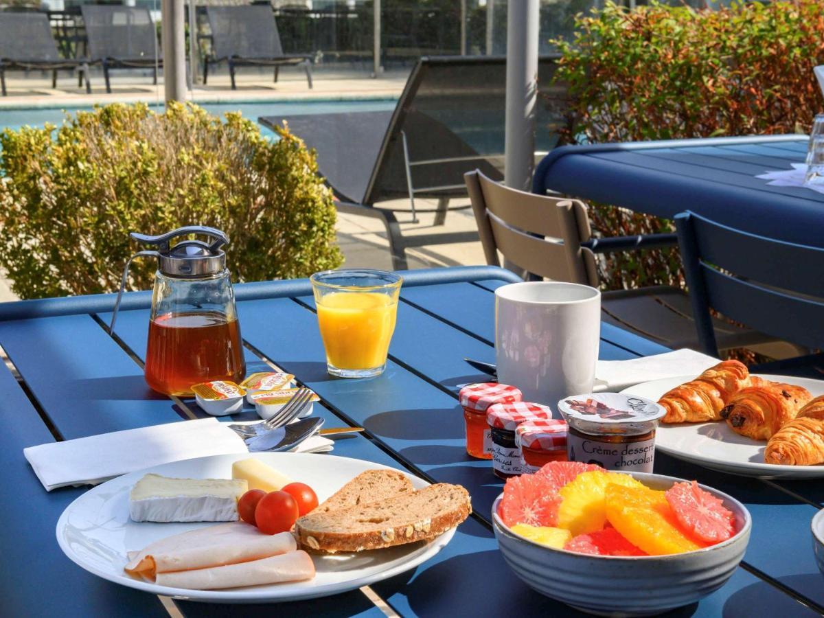 Novotel Massy Палезо Экстерьер фото
