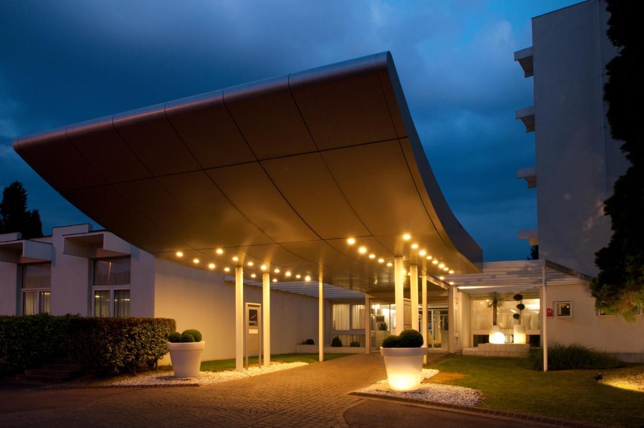Novotel Massy Палезо Экстерьер фото