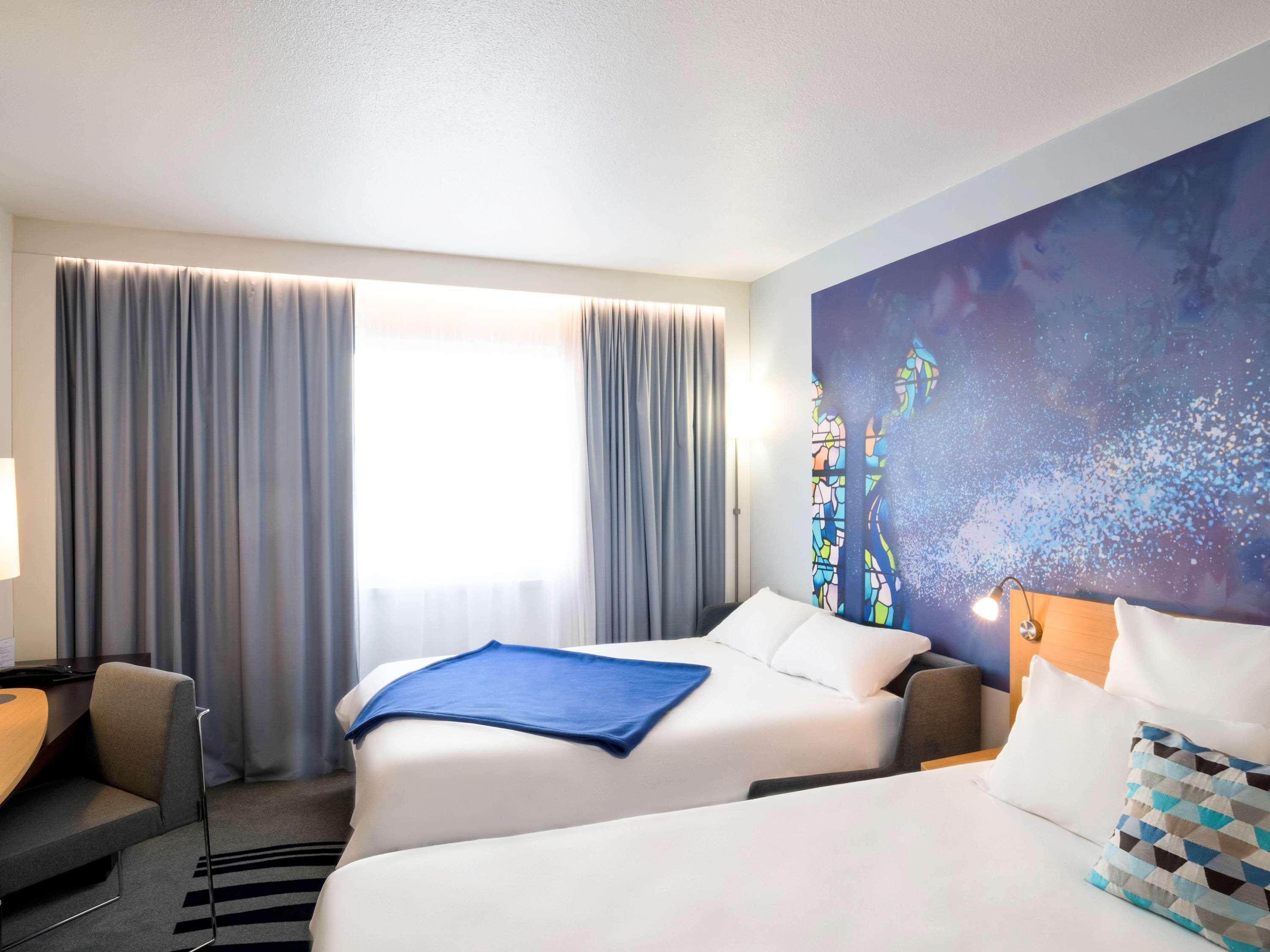 Novotel Massy Палезо Экстерьер фото
