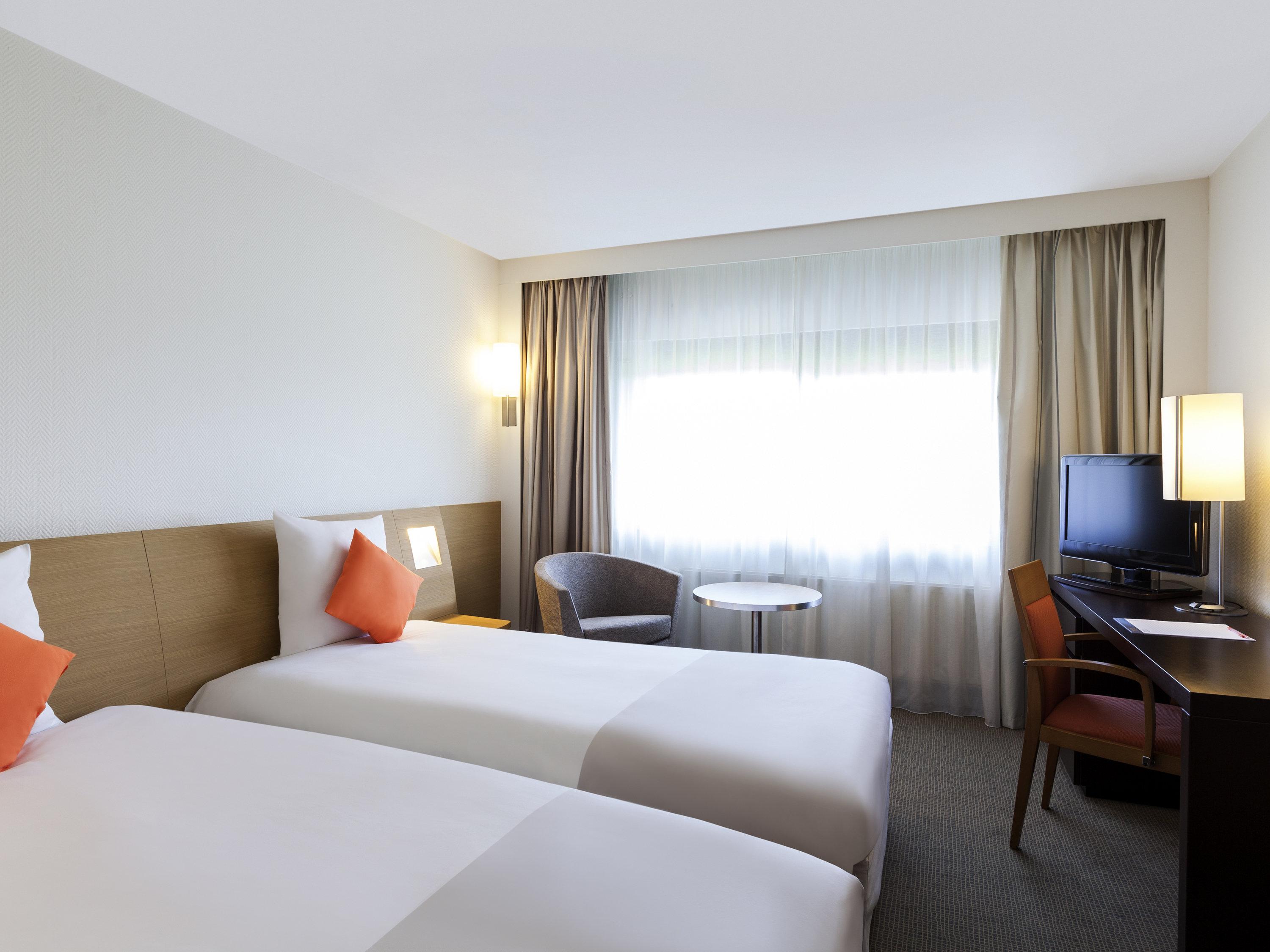 Novotel Massy Палезо Экстерьер фото