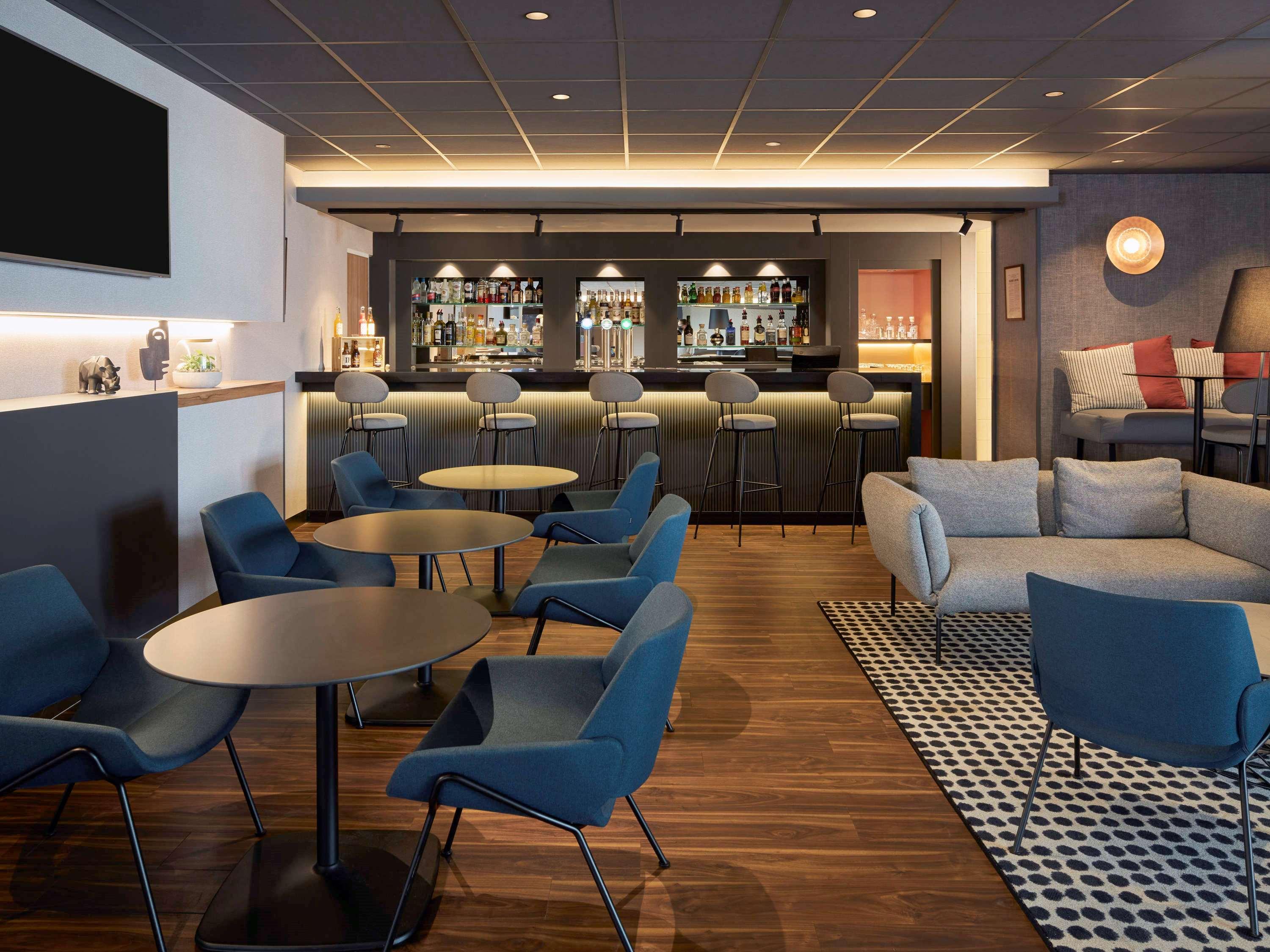 Novotel Massy Палезо Экстерьер фото