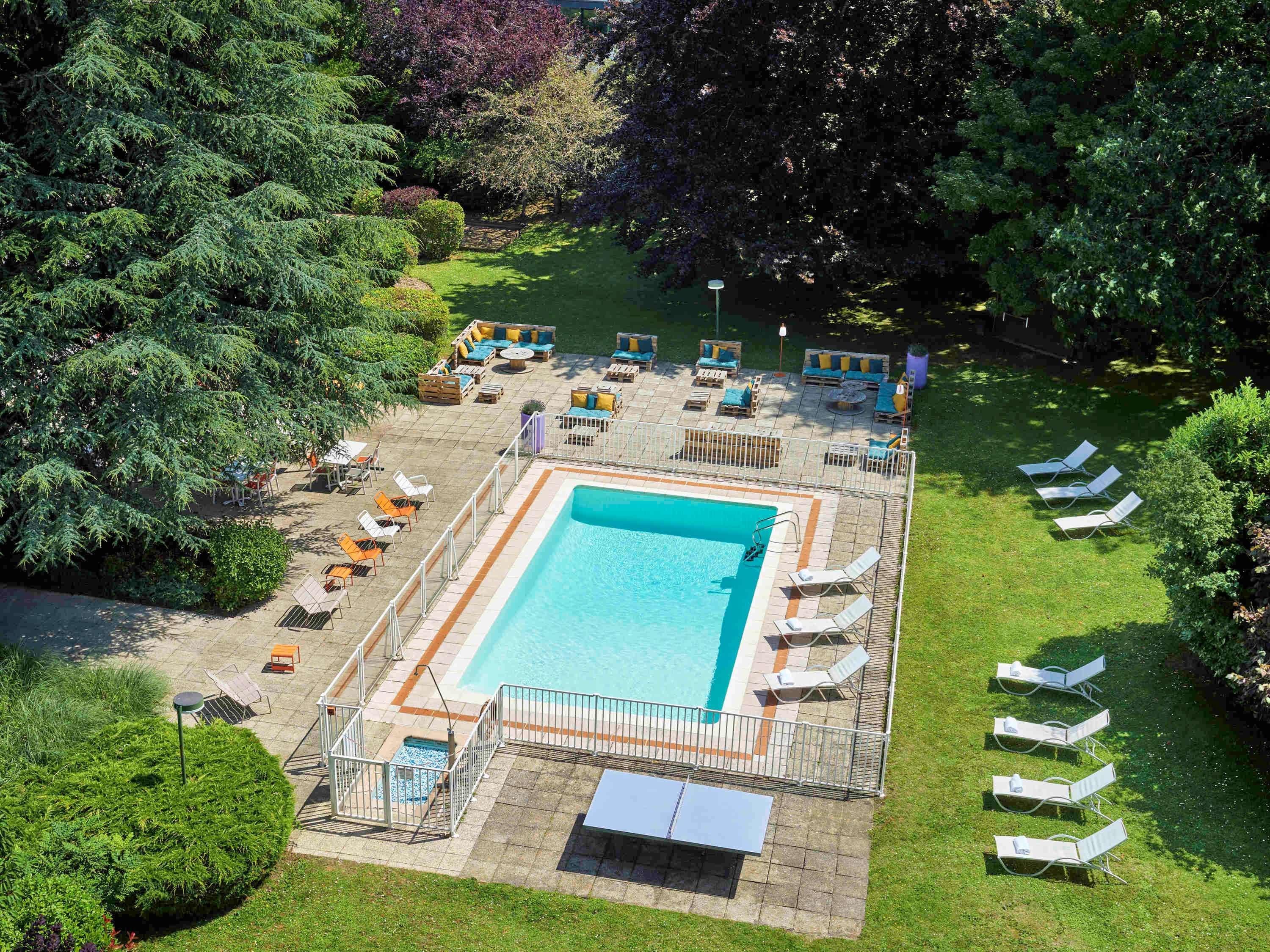 Novotel Massy Палезо Экстерьер фото
