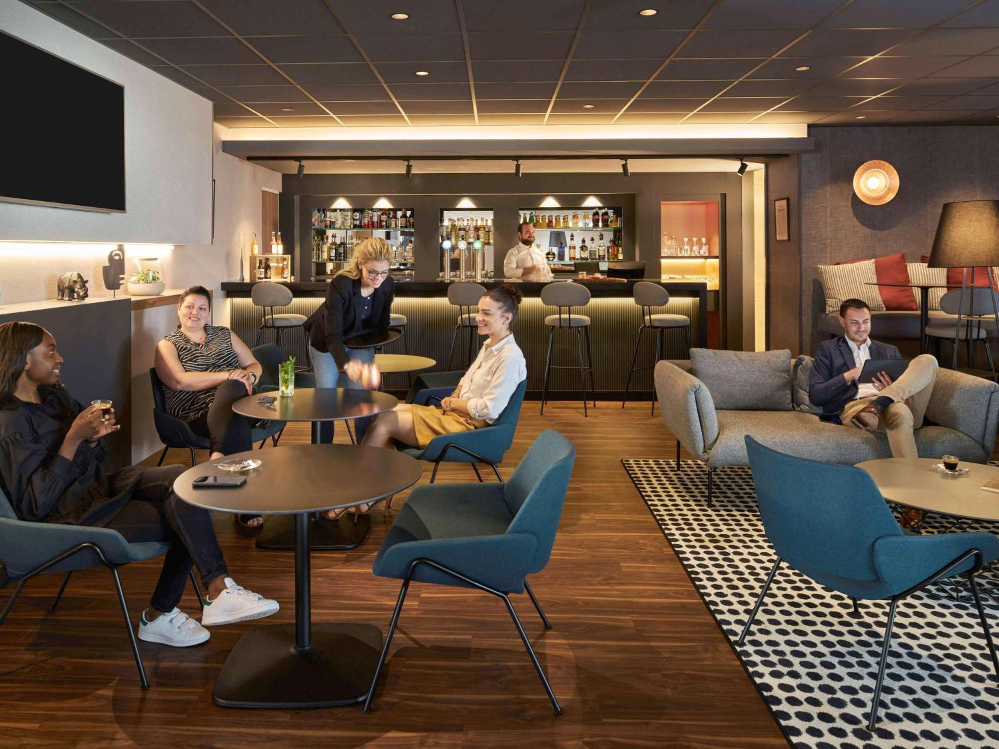 Novotel Massy Палезо Экстерьер фото