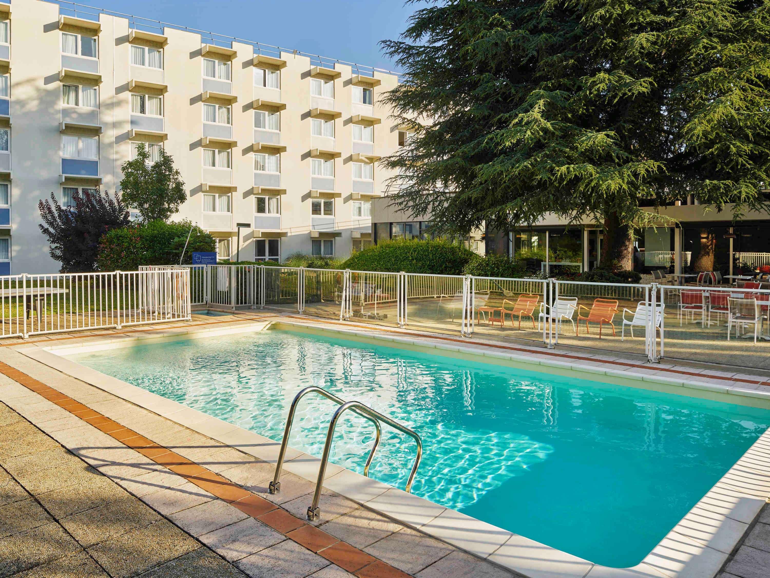 Novotel Massy Палезо Экстерьер фото